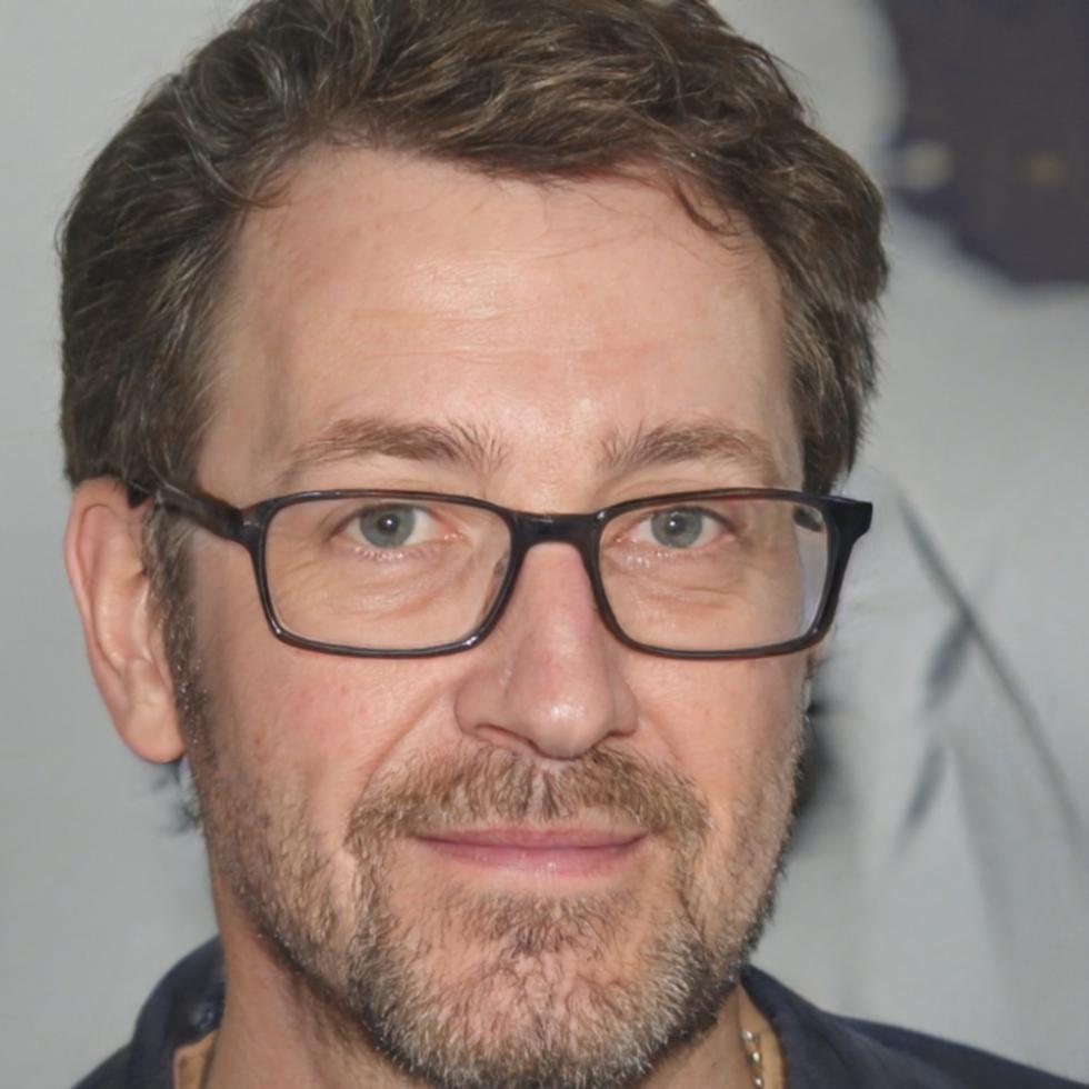 Portrait de Julien Mercier, analyste financier